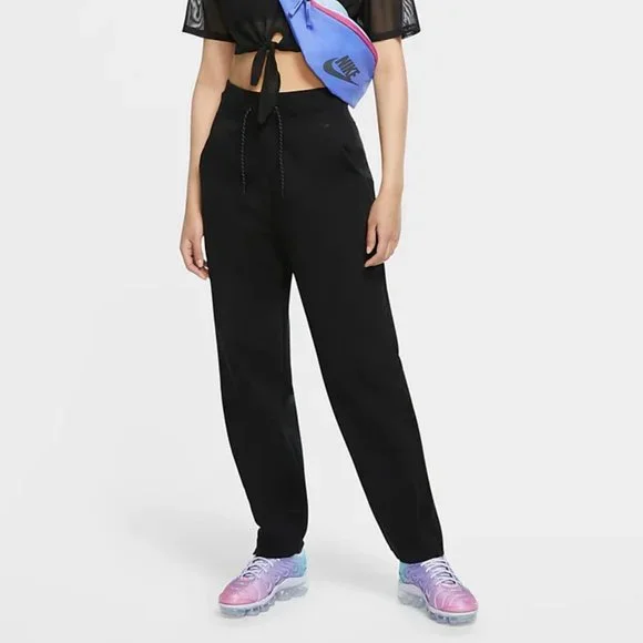 Nike Sportswear Tech Fleece Pants - Picture 2 of 10